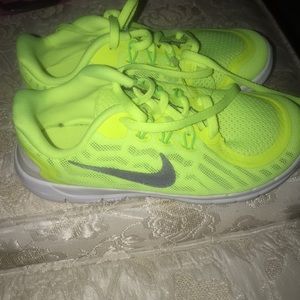 COPY - Brand new Nike running shoes